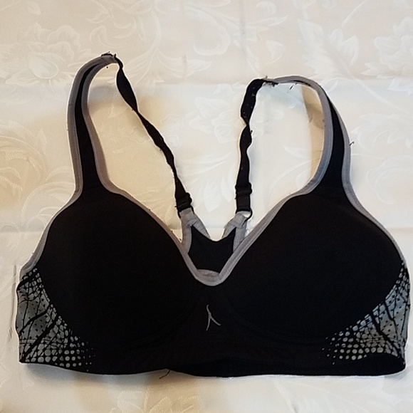 jordan sports bra